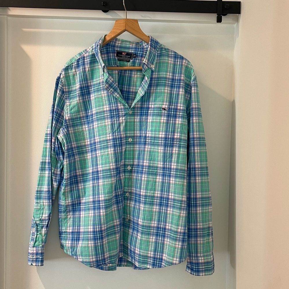 Vineyard Vines slim fit Tucker shirt